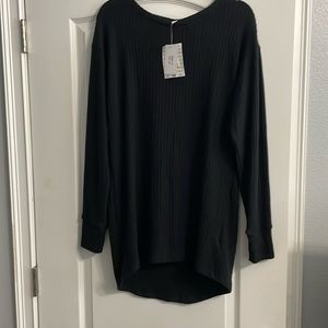 NWT Nora Solid Black top!